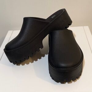 wild fable Black Platform Clog Mules